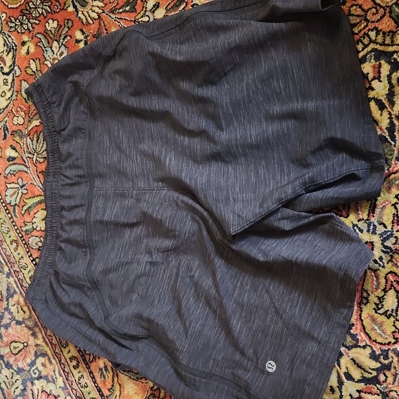 Lululemon Men's Shorts With Liner S - Picture 4 of 11